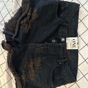 One Teaspoon Distressed Black Denim Shorts sz 28 hawks